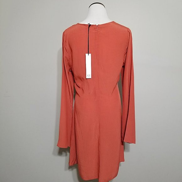 New NSR Twist Knot Flared Long Sleeve Dress  L/Large Womens Burnt Orange Mini - Picture 6 of 11